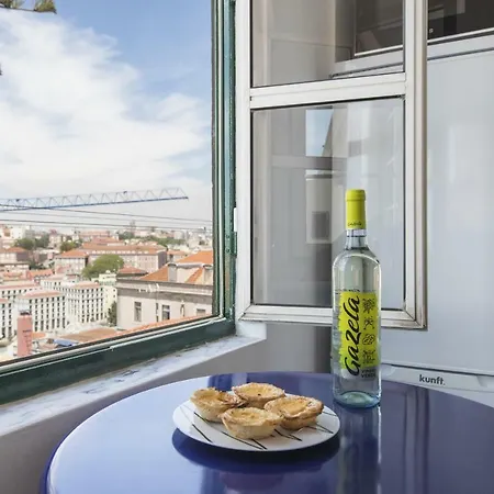Apartment The Castle Life In 3bdr Lisbon